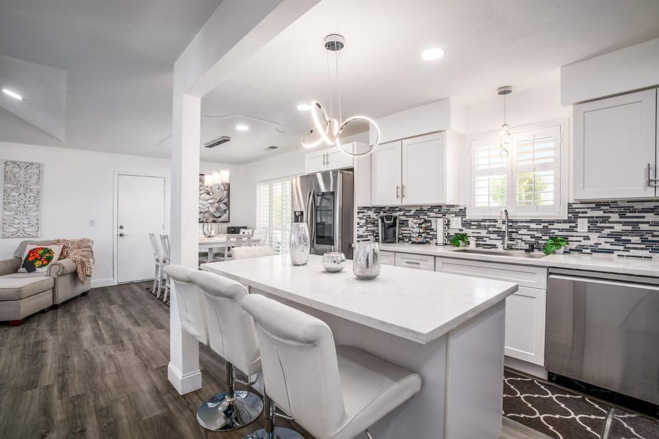Remodeled 1 Acre Ranch Home in Madera House in Madera