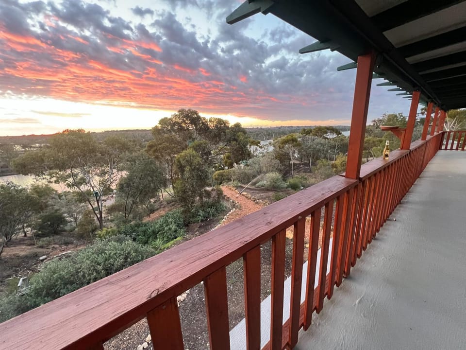 View (from property/room), Balcony/Terrace