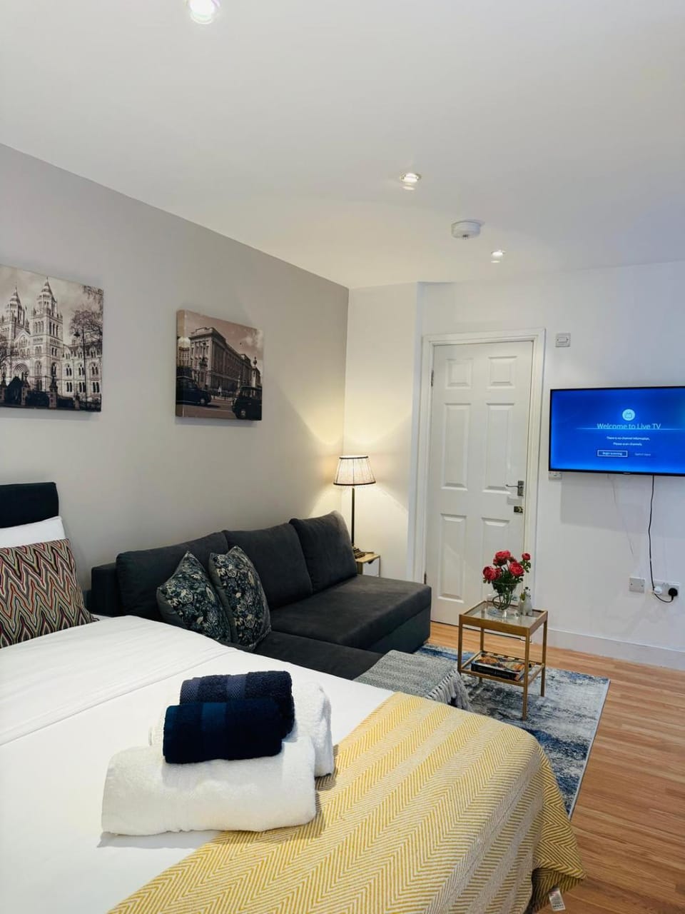 Living room, Bedroom
