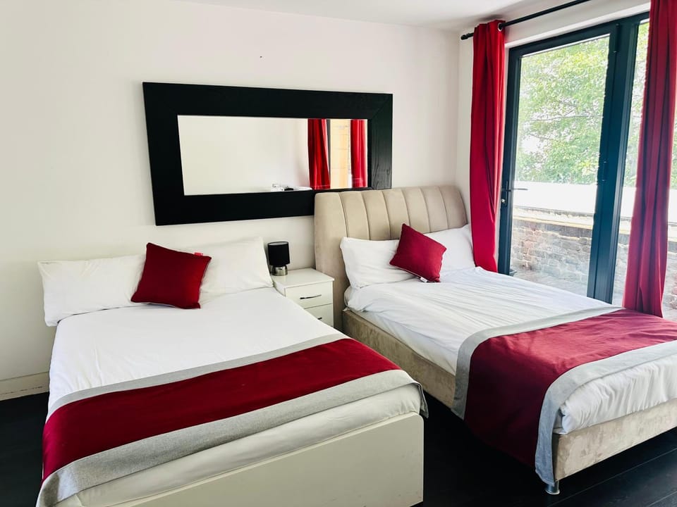 Bed, Bedroom