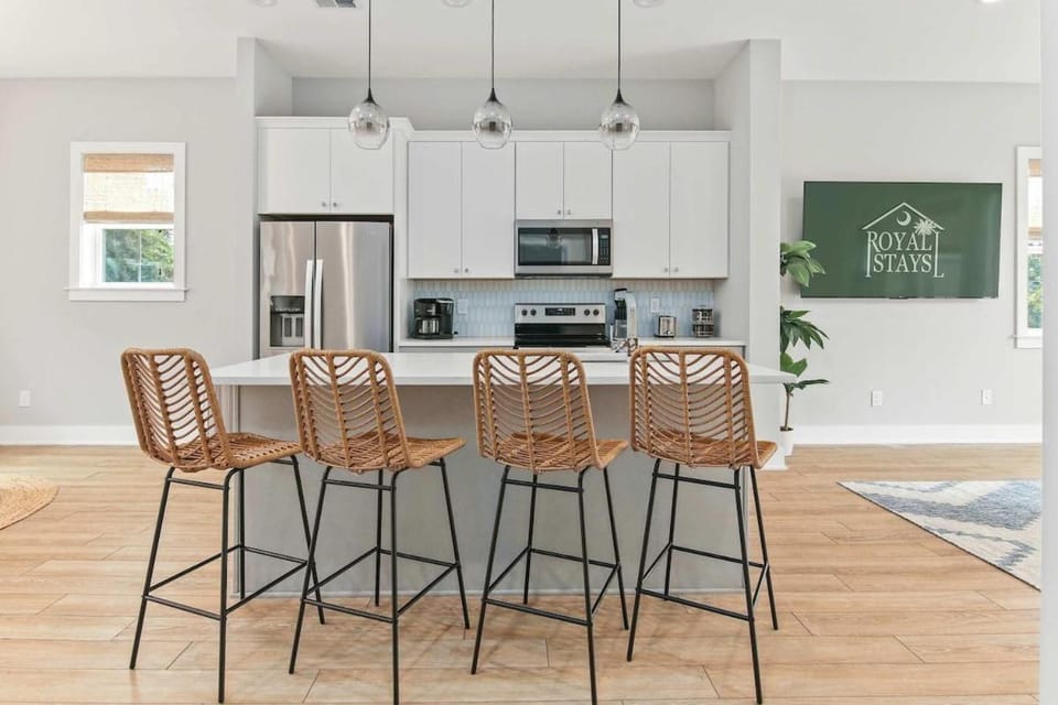 Sincerely Shem- 7 min to Beach and Downtown CHS House in Mount Pleasant