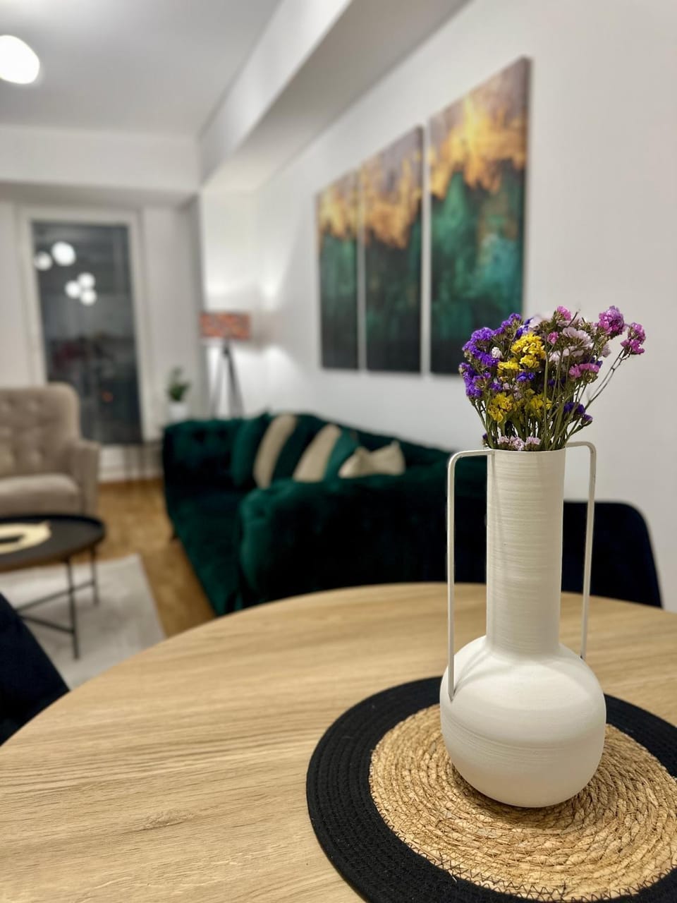 Thomas two bedroom apartment-private parking Apartment in Skopje
