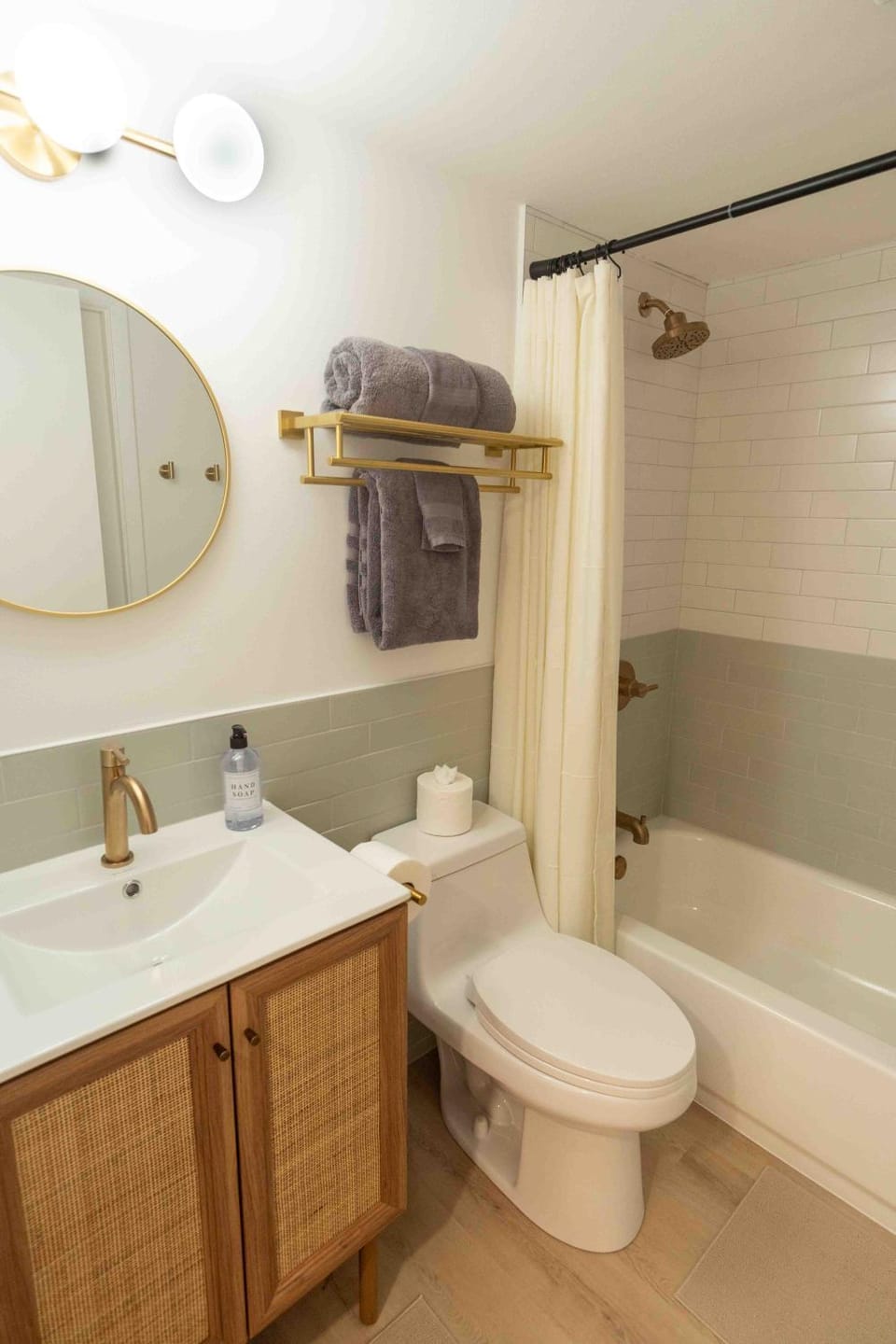 Shower, Toilet, Bathroom, Bath