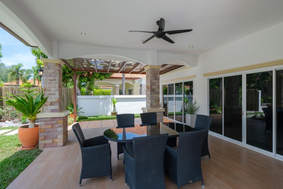 Seating area