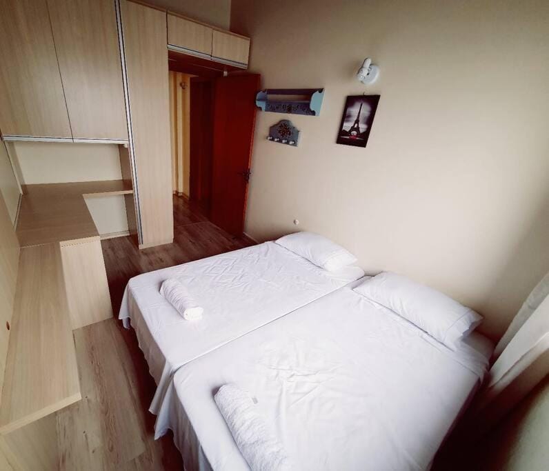 Bed, Photo of the whole room, Bedroom, wardrobe