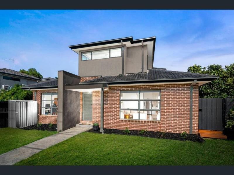 Melbourne home close to Airport & Train Station House in Melbourne