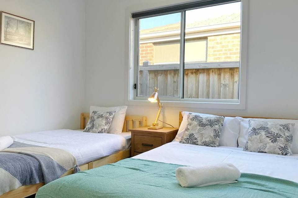 Westbrook Home 7beds by GoodLive House in Truganina