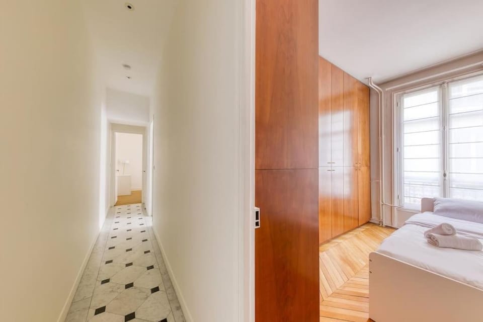 Apt familial proche Tour Eiffel Apartment in Paris