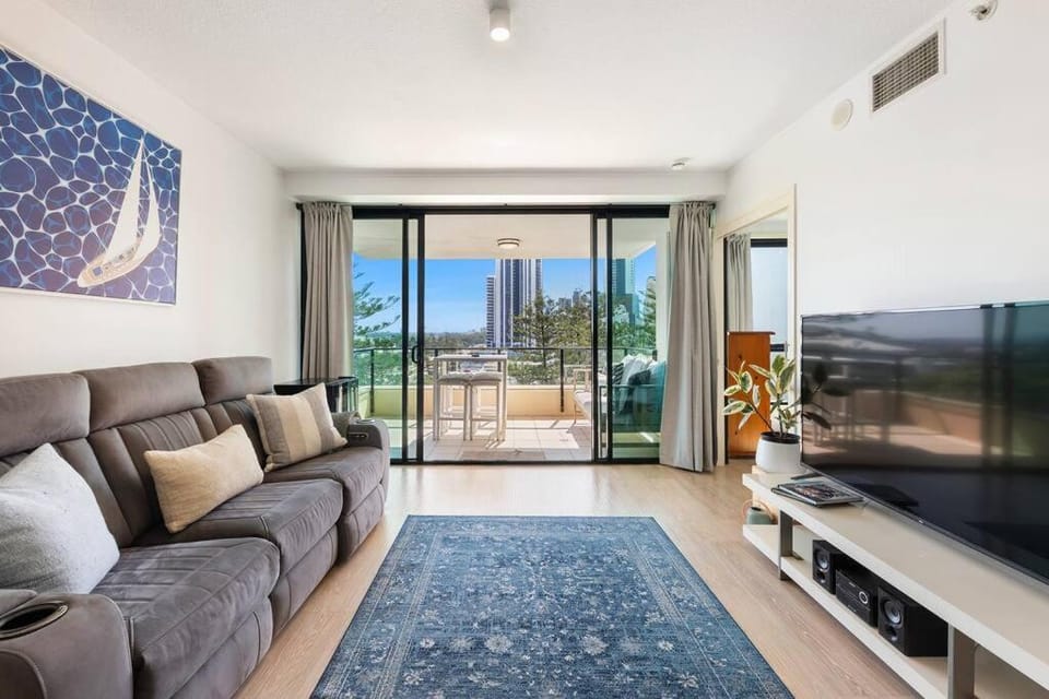 Park Views & Luxe Amenities in Broadbeach Apartment in Gold Coast
