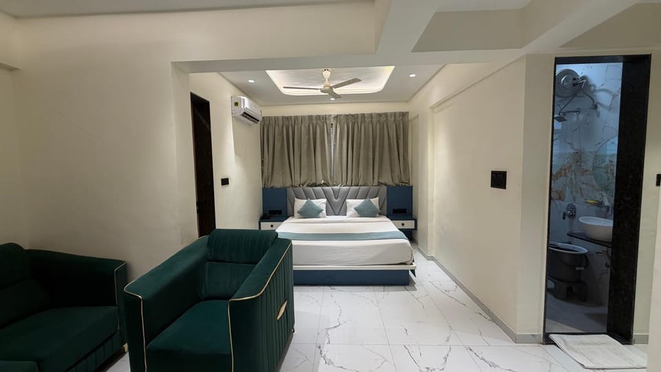 Palm Suites Baner- indian nationals only Inn in Pune