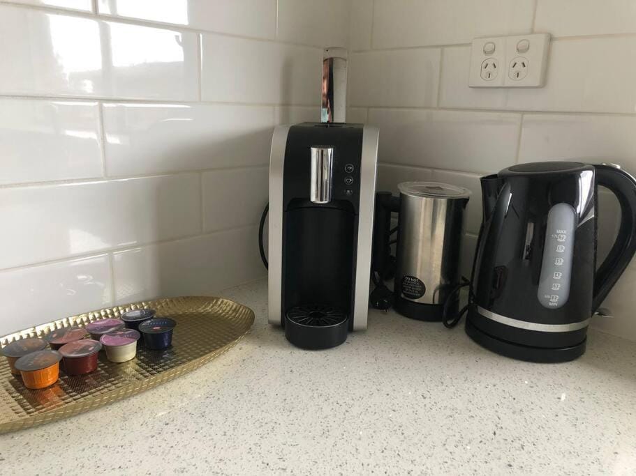 Coffee/tea facilities, Kitchen or kitchenette