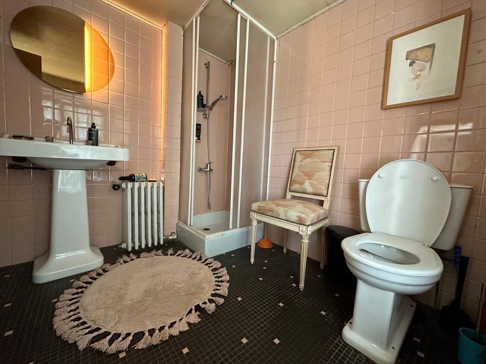 Toilet, Bathroom