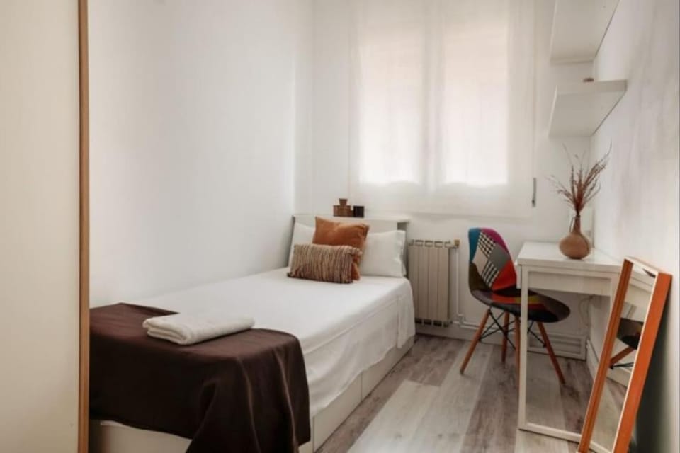 Renovated Apartment in Vila de Gràcia Apartment in Barcelona