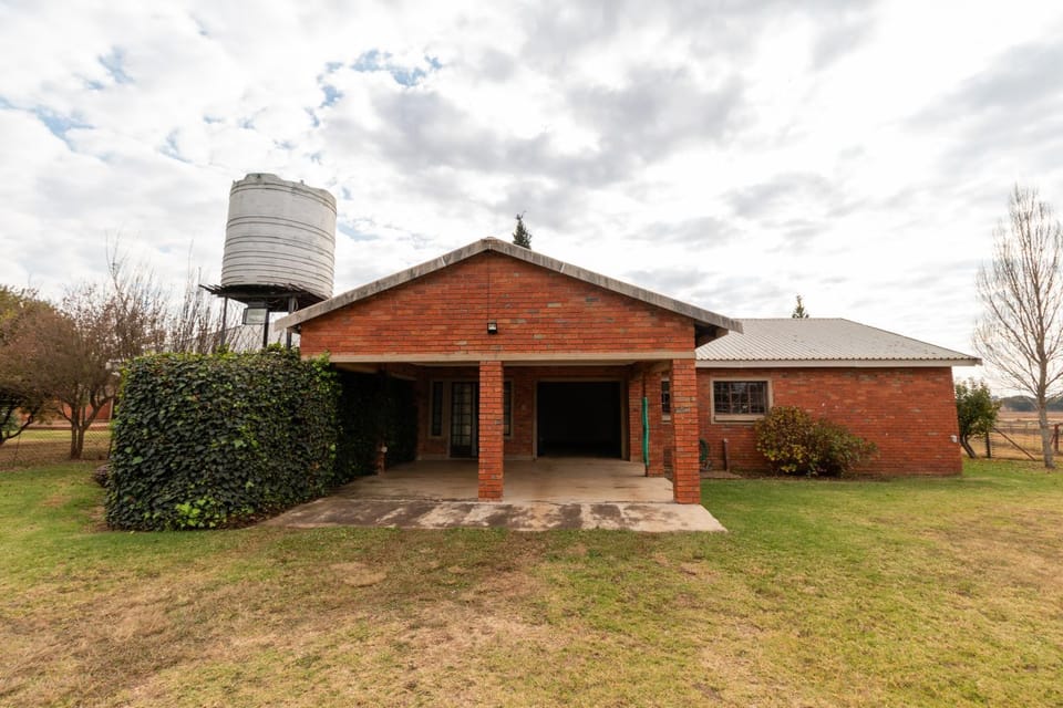 Property building, Parking