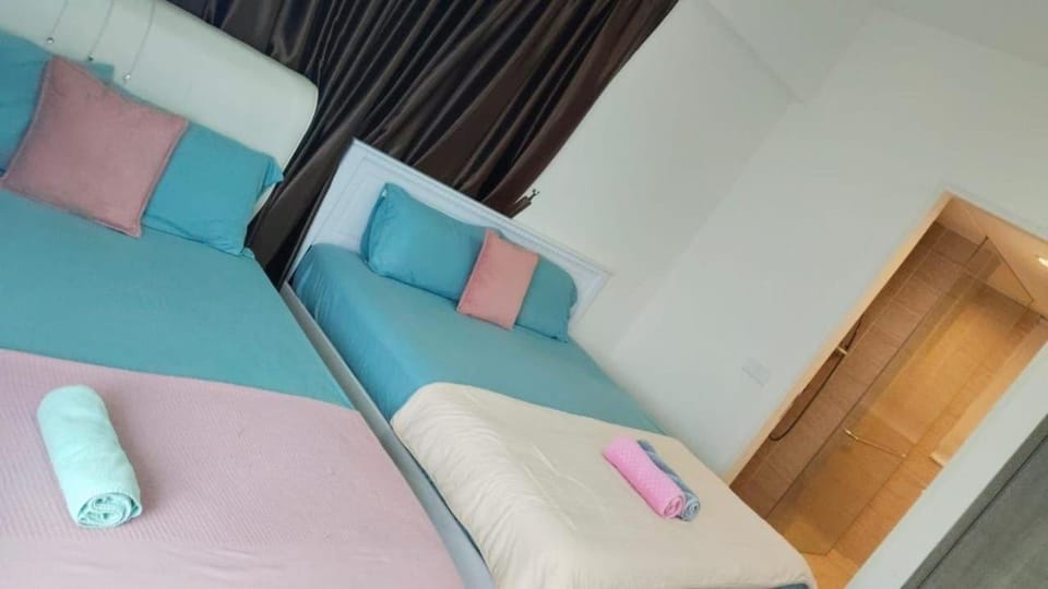 By The Sea Beach Front Sea view Apartment 3 Apartment in Batu Ferringhi, Penang, Malaysia
