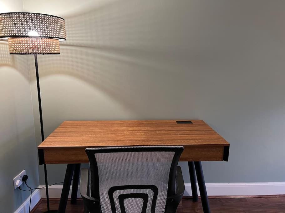 Stylish, Modern Home in Central Dundee Sleeps 4 Apartment in Dundee