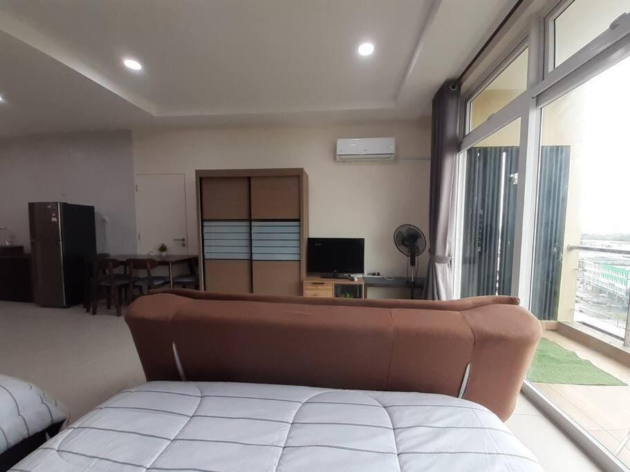 Smart Suite W Balcony at Riverine Kuching Apartment in Kuching
