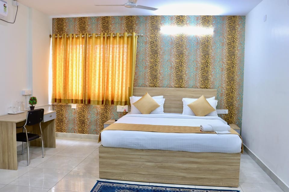 Sweet Crystal Homes C V Raman Nagar Hotel in Bengaluru