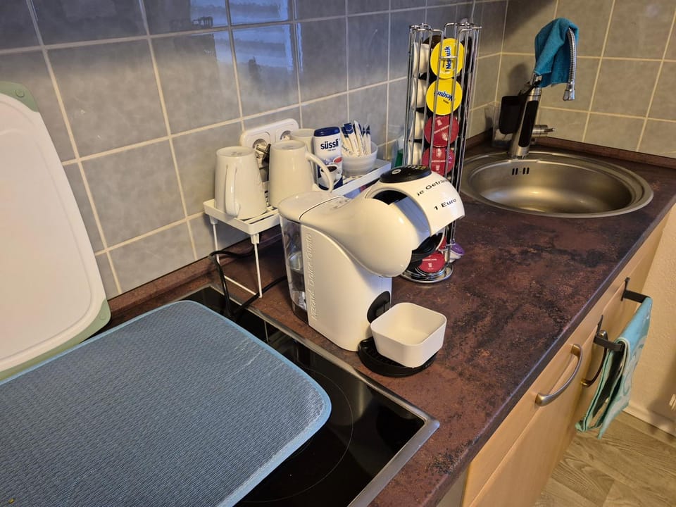 Coffee/tea facilities, Kitchen or kitchenette