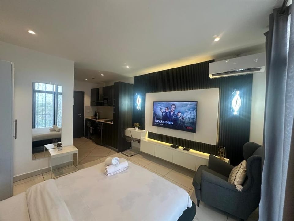 Cozy Abode by Embassy Gardens Apartment in Accra
