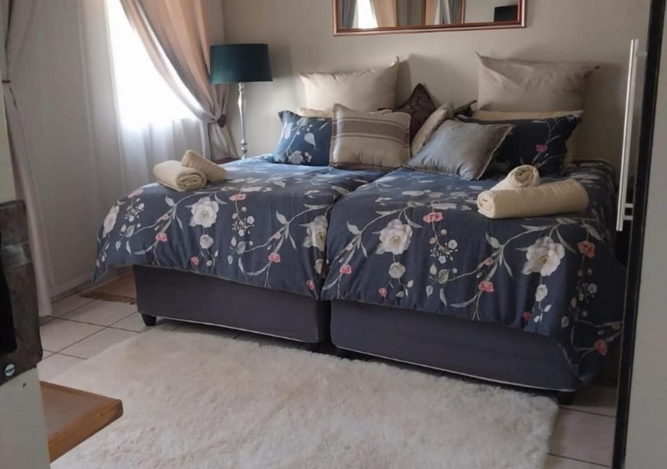 Bed, Photo of the whole room, Bedroom, towels, wardrobe