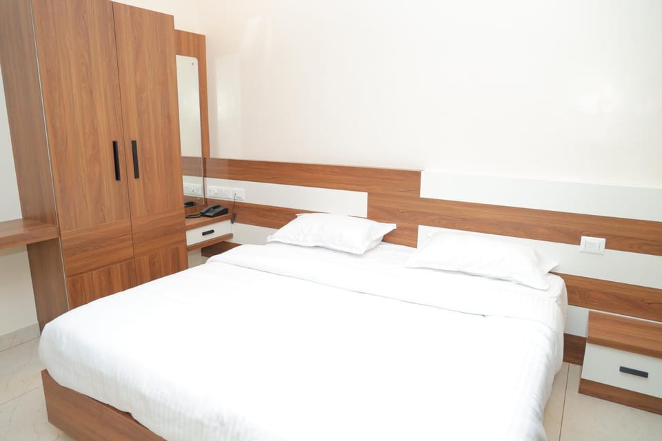 Hotel BR Grand Hotel in Coimbatore