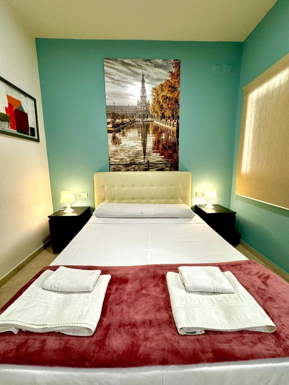 Bed, Photo of the whole room, Bedroom, towels