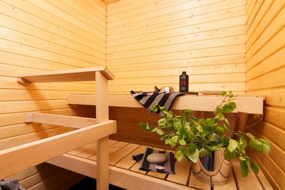 Sauna, Bathroom