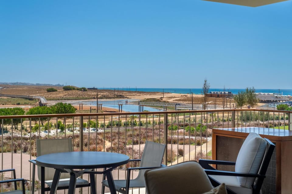 Day, Natural landscape, View (from property/room), Balcony/Terrace, Sea view