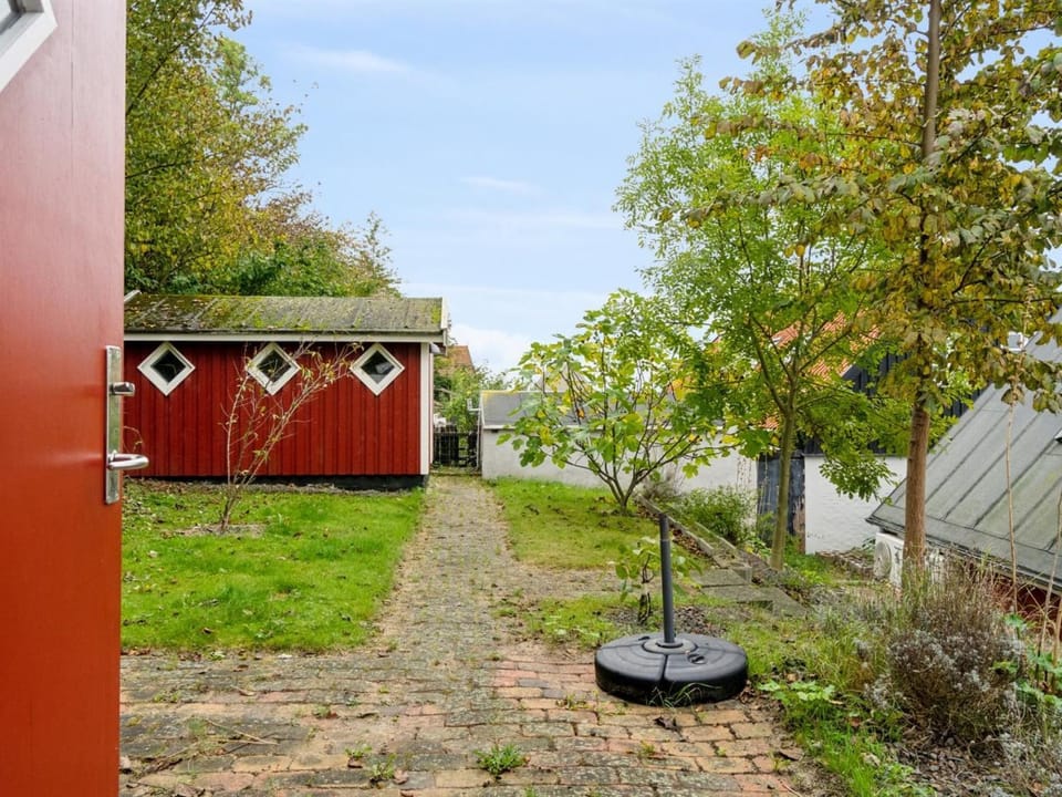 Neighbourhood