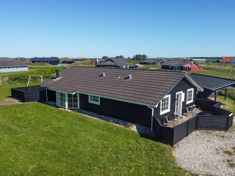 Holiday Home Winona - 600m from the sea by Interhome House in Løkken