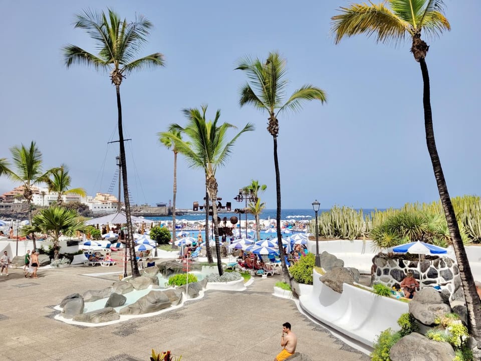 Nearby landmark, Day, Beach, Sea view