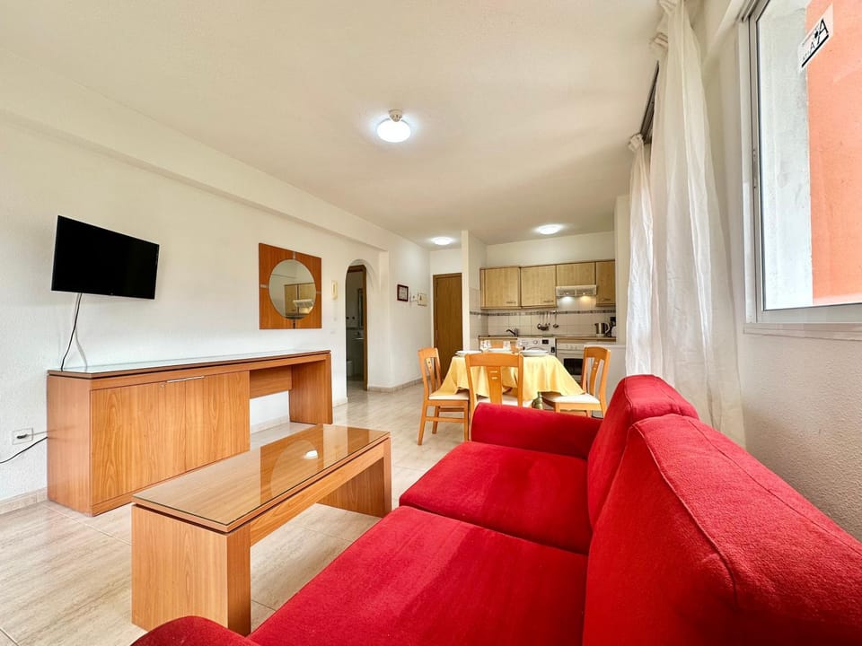 TV and multimedia, Living room, Evening entertainment, oven