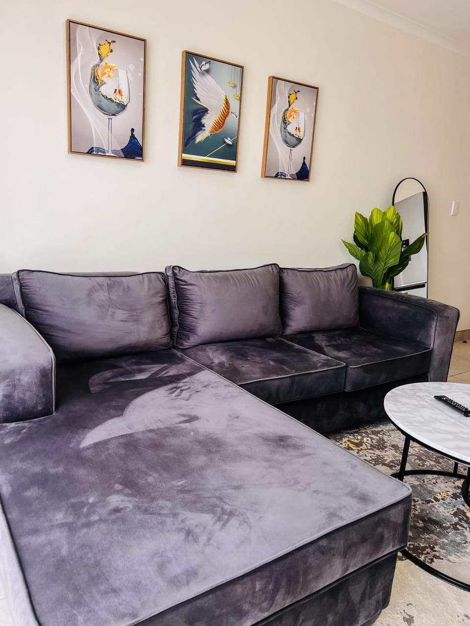 Tetani's Luxury Oasis Apartment in Sandton