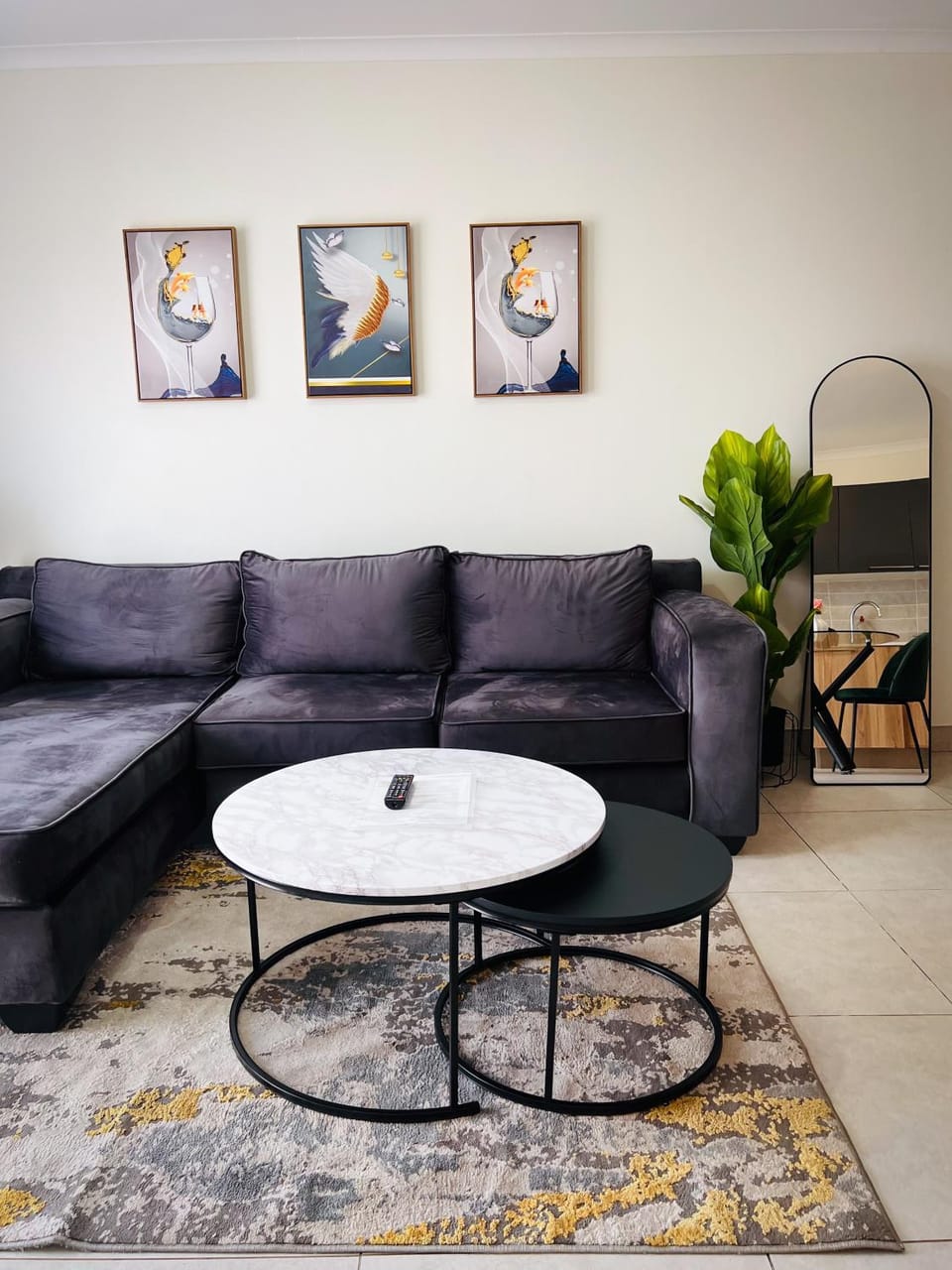Tetani's Luxury Oasis Apartment in Sandton
