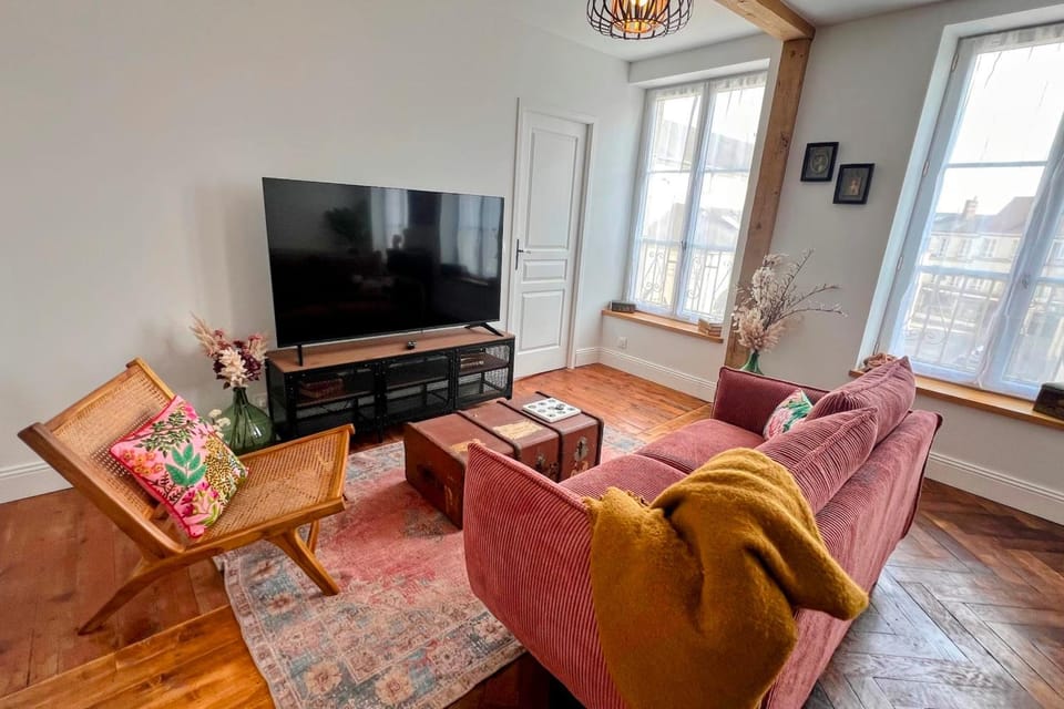 Communal lounge/ TV room, TV and multimedia, Living room