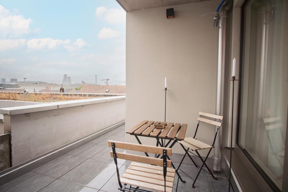View (from property/room), Balcony/Terrace, Seating area