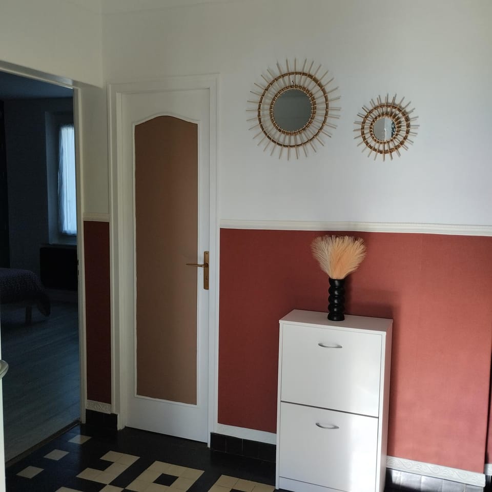 Appartement verdoyant au bord du lac Leman entre Evian et Thonon dans une Villa Apartment in Haute-Savoie