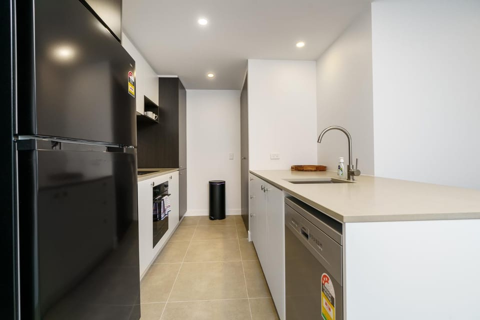 Luxurious 2BR Escape with Exceptional Amenities - Hosted by Canstay Apartment in Canberra
