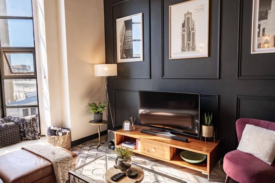 Art Deco Heritage Stay Apartment in Cape Town