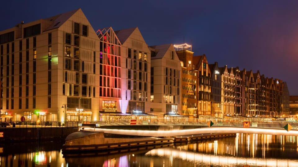 Property building, Off site, Location