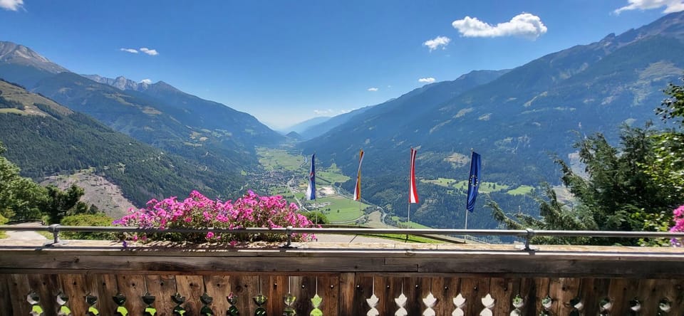 Day, Natural landscape, View (from property/room), Balcony/Terrace, Mountain view
