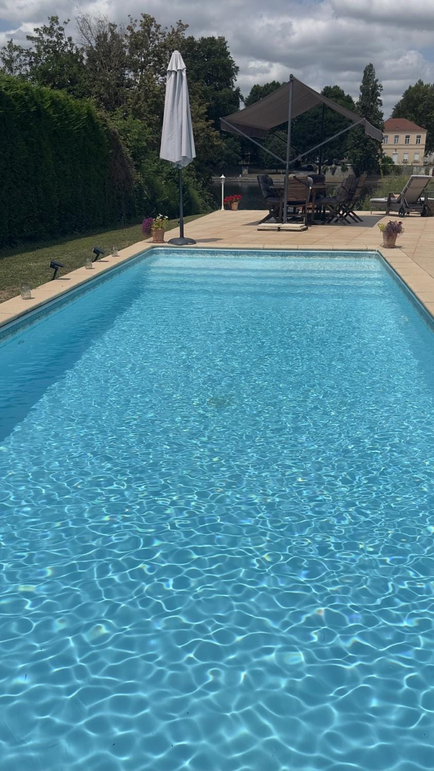 Pool view, Swimming pool
