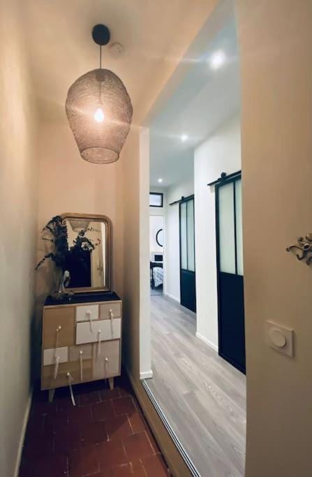 Le Chic-Cadre Royal-Centre ville Apartment in Occitanie