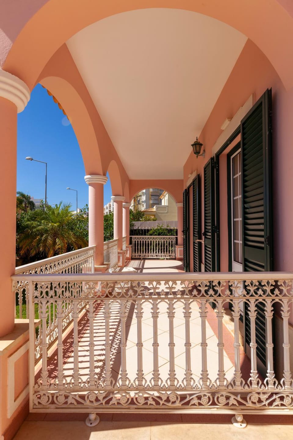 Property building, Balcony/Terrace