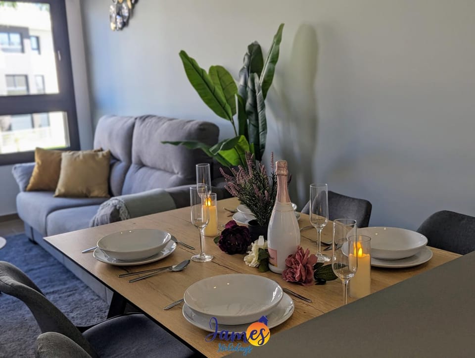 Modern 2 Bed Apt with Com Pool VM52 Apartment in Vega Baja del Segura