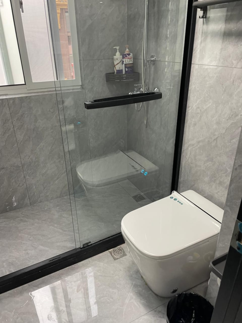 Shower, Toilet, Bathroom