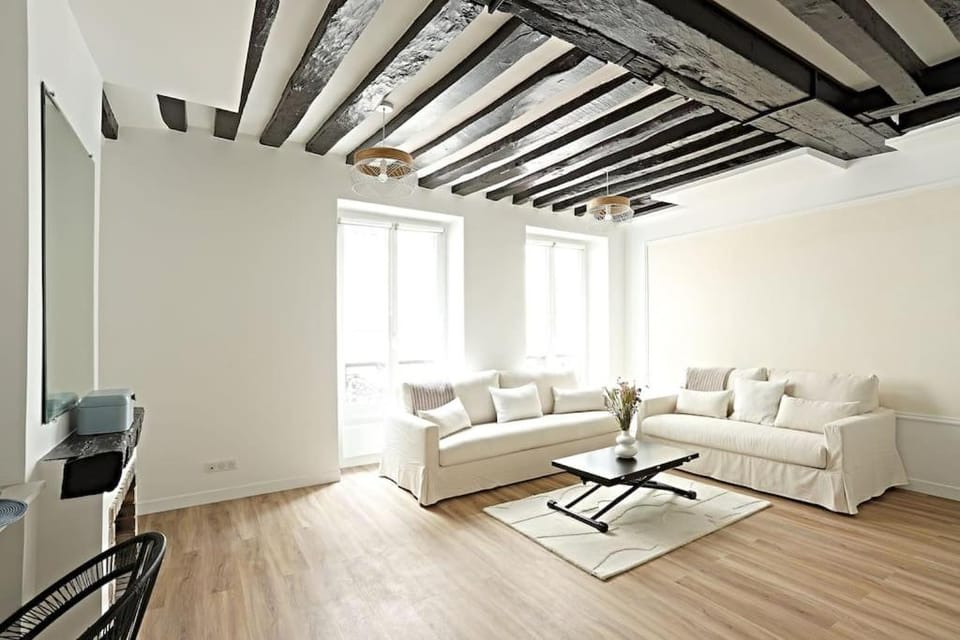 Stylish Two-Bedroom Apartment in Saint-Germain Apartment in Paris