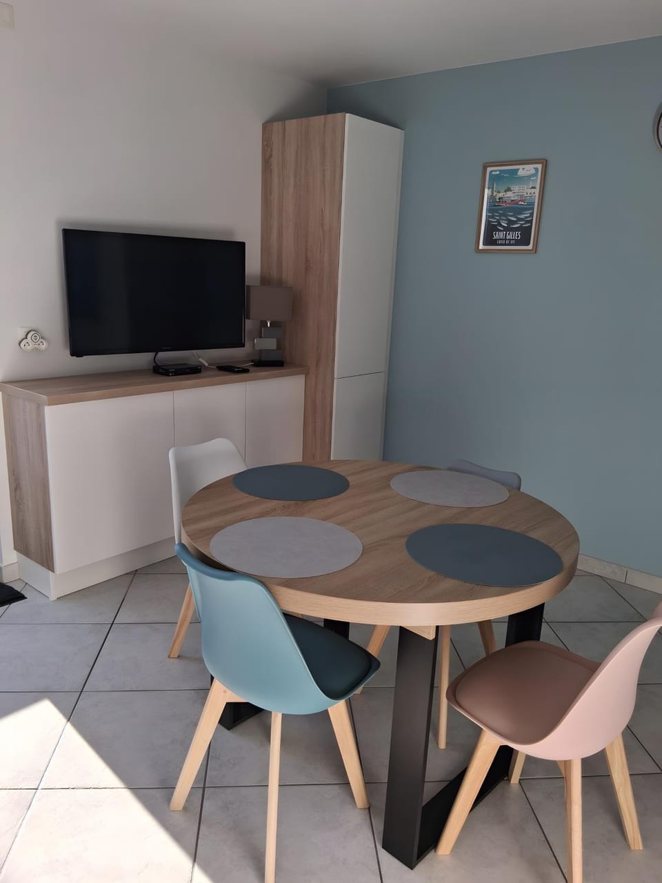 Property building, Living room