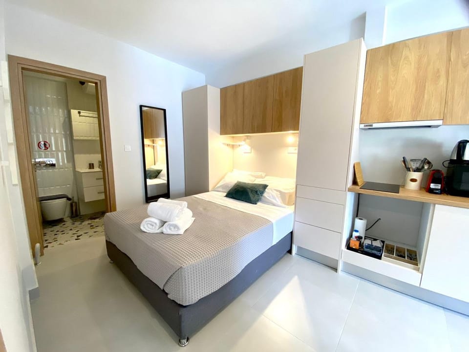 Alki-House Apartment hotel in Athens
